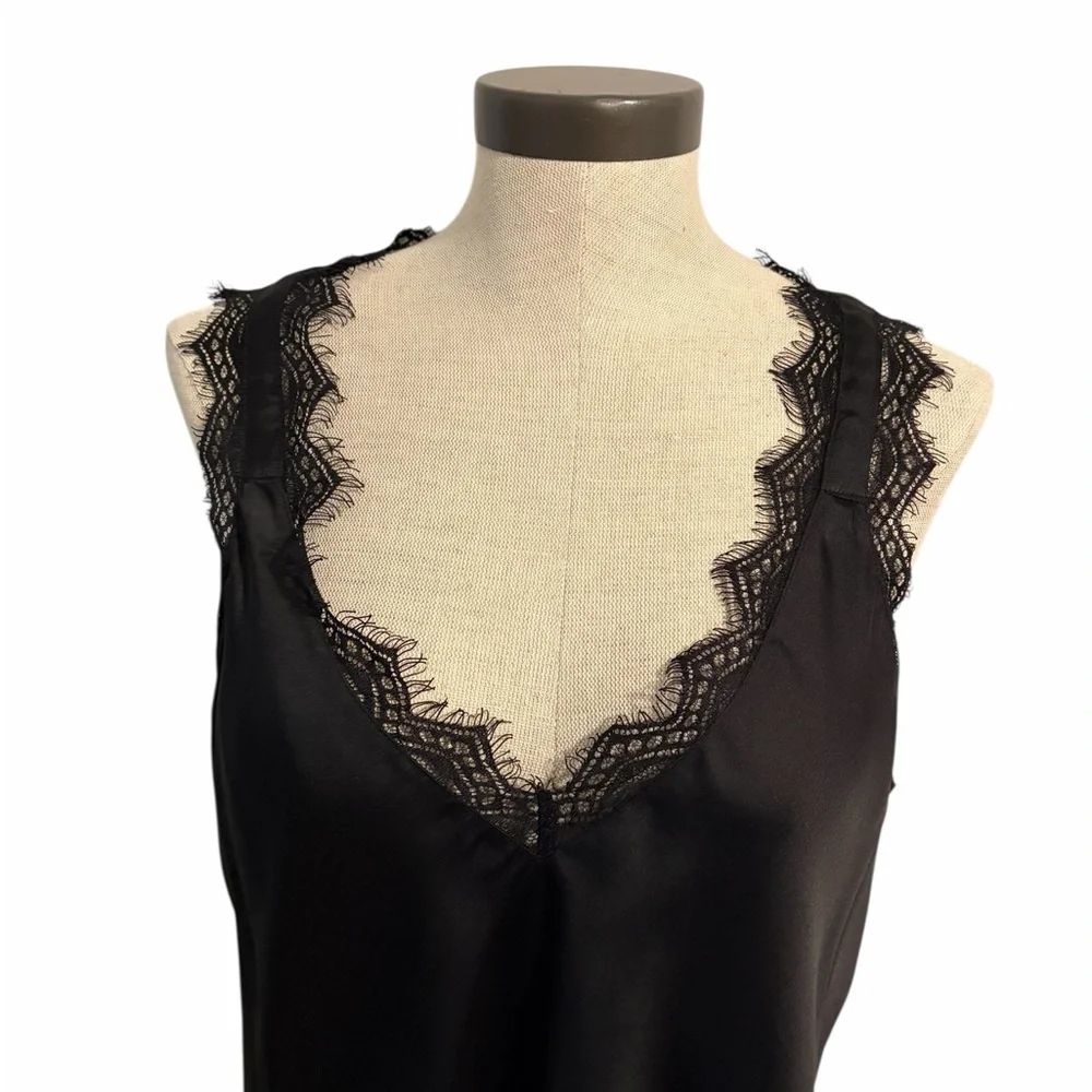 Stella & Dot Tank Top Black V Neck Satin Lace Sleeveless Stretch Womens XL - Picture 3 of 10